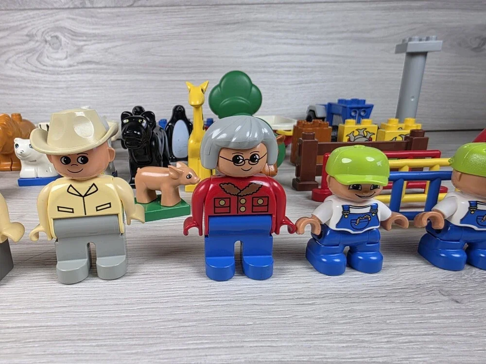 Vtg Lego Duplo Lot Of Animal Zoo Farm Replacement 45 Pcs People Lions Hippo SU6